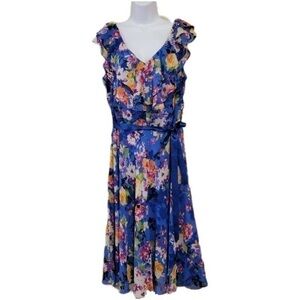 Signature by sangria Flirty dress